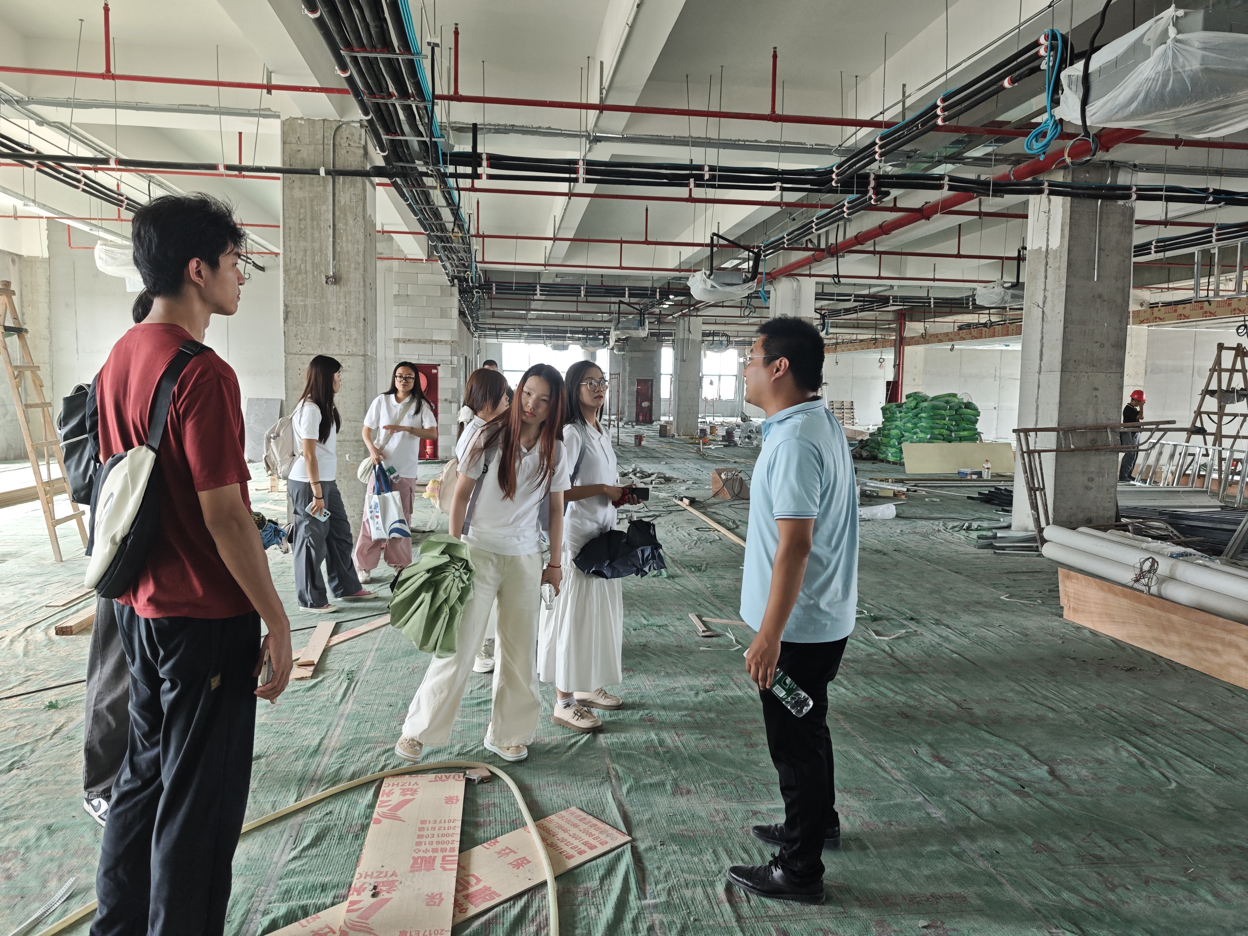 1752481669582878.jpg 1752481669582878.jpg